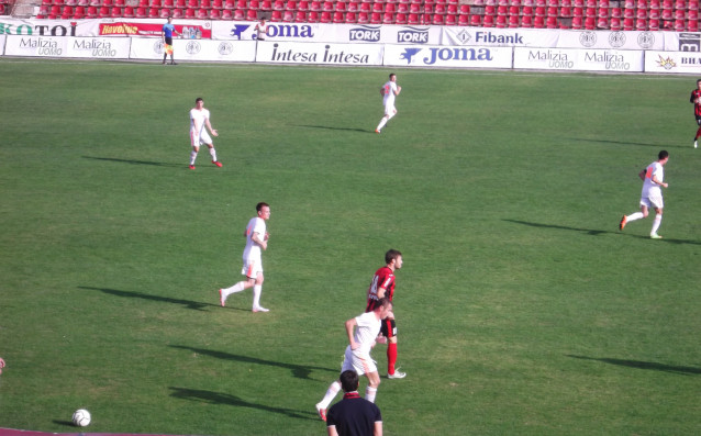 Литекс отстрани Локомотив София след победа с 1:0 и се