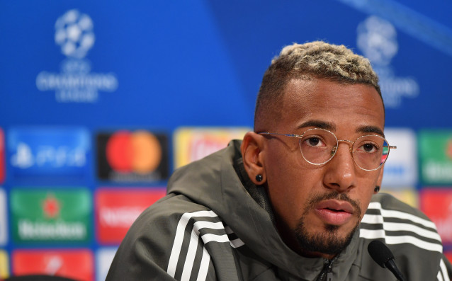 Световният шампион с Германия Жером Боатенг ще трябва неочаквано да