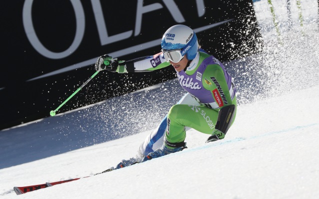 Световната шампионка на спускане Илка Стухец може да пропусне целия