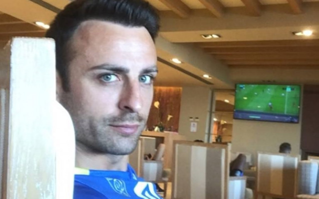 Българският нападател Димитър Бербатов се развълнува от двубоя между Тотнъм