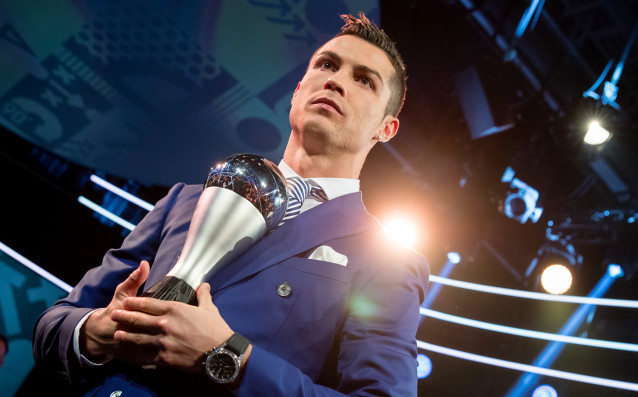 Кристиано Роналдо от Реал Мадрид бе определен от ФИФА за