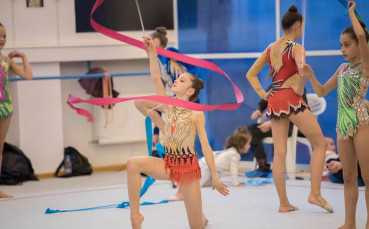 Три състезателки отпаднаха от разширения състав на ансамбъл-девойки