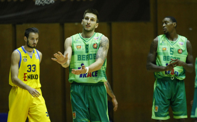 Отборът на Академик Бултекс 99 от Пловдив остава лидер във