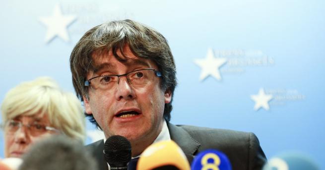 Каталуния прие план за действие за мирно движение към независимост