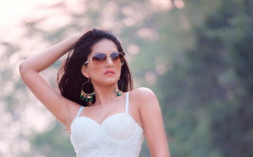 instagram.com/sunnyleone
