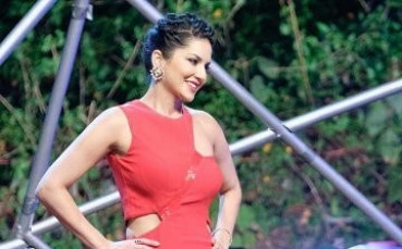 instagram.com/sunnyleone