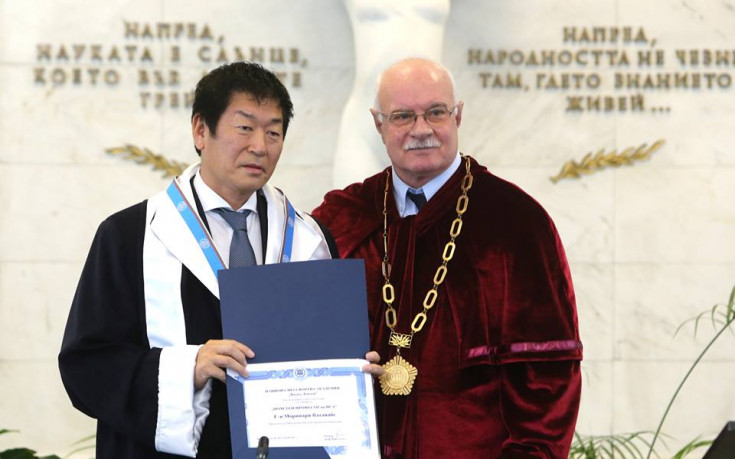 Моринари Ватанабе: Аз не съм професор на НСА, аз продължавам да съм студент