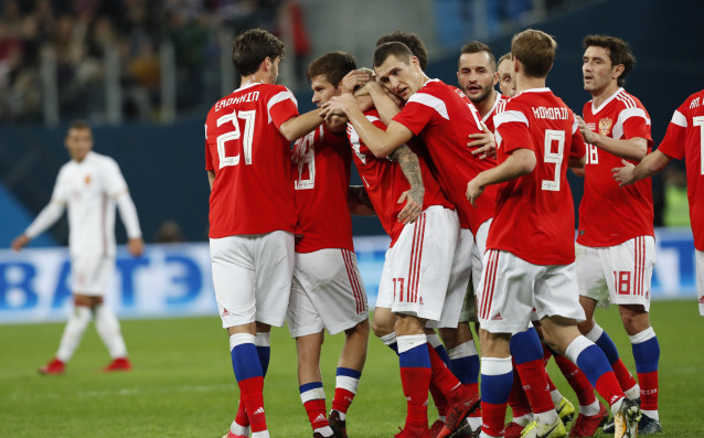 Русия преговаря за футболна контрола срещу Франция през пролетта на