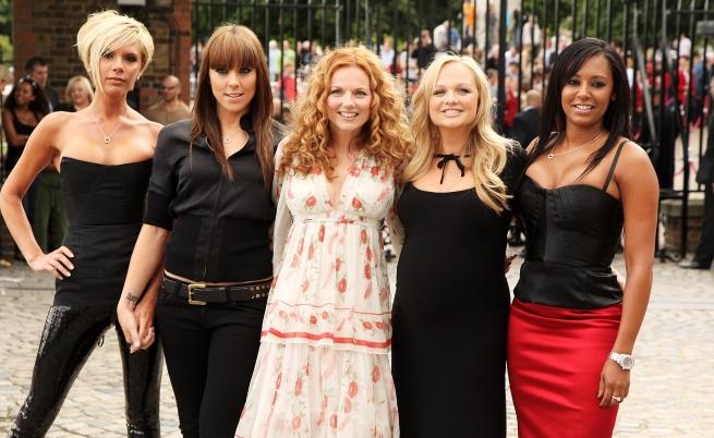 Spice Girls са група а огромно влияние на музикалната сцена