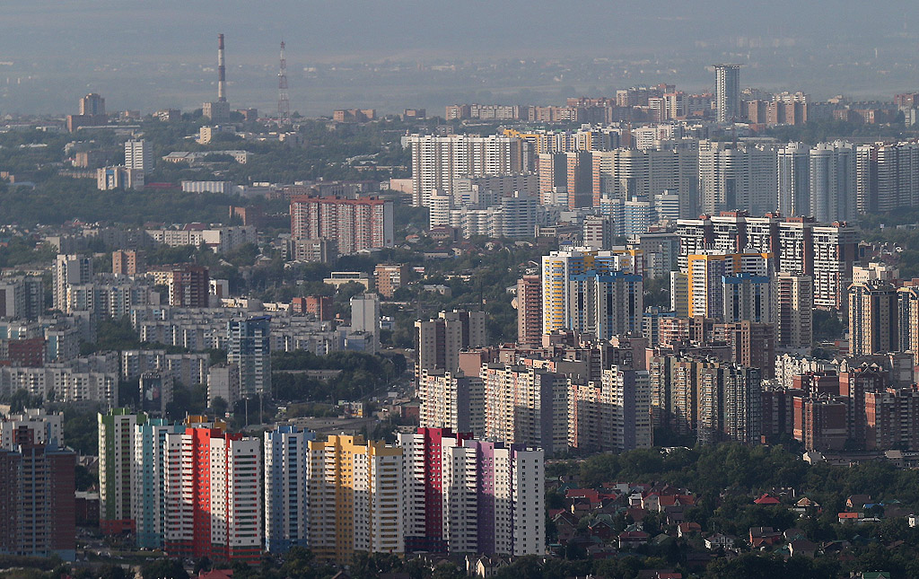 Самара е град в югоизточната част на Европейска Русия, административен център на Самарска област. Голям икономически, транспортен, научно-образователен и културен център. Основни промишлени отрасли са машиностроене, нефтопреработване и хранително-вкусова промишленост. Част от жителите му са потомци на волжките българи. Населението на града е 1 169 719 (2017), девети по население град в Русия. В пределите на агломерацията на Самара (трета в Русия по брой на населението) живеят над 2,7 млн души.