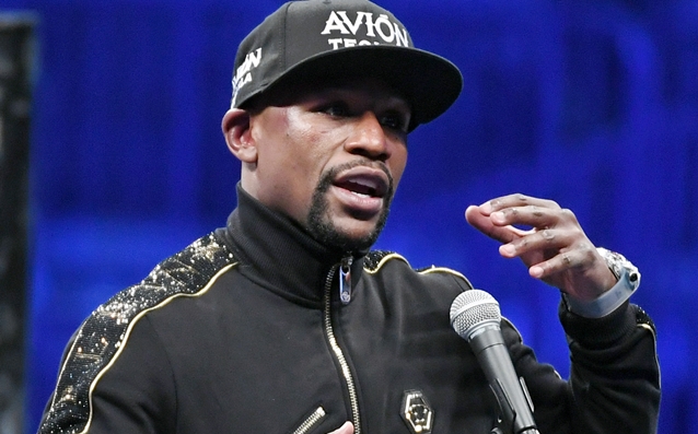 Флойд Мейуедтр младши води юридическа война с бившата си приятелка