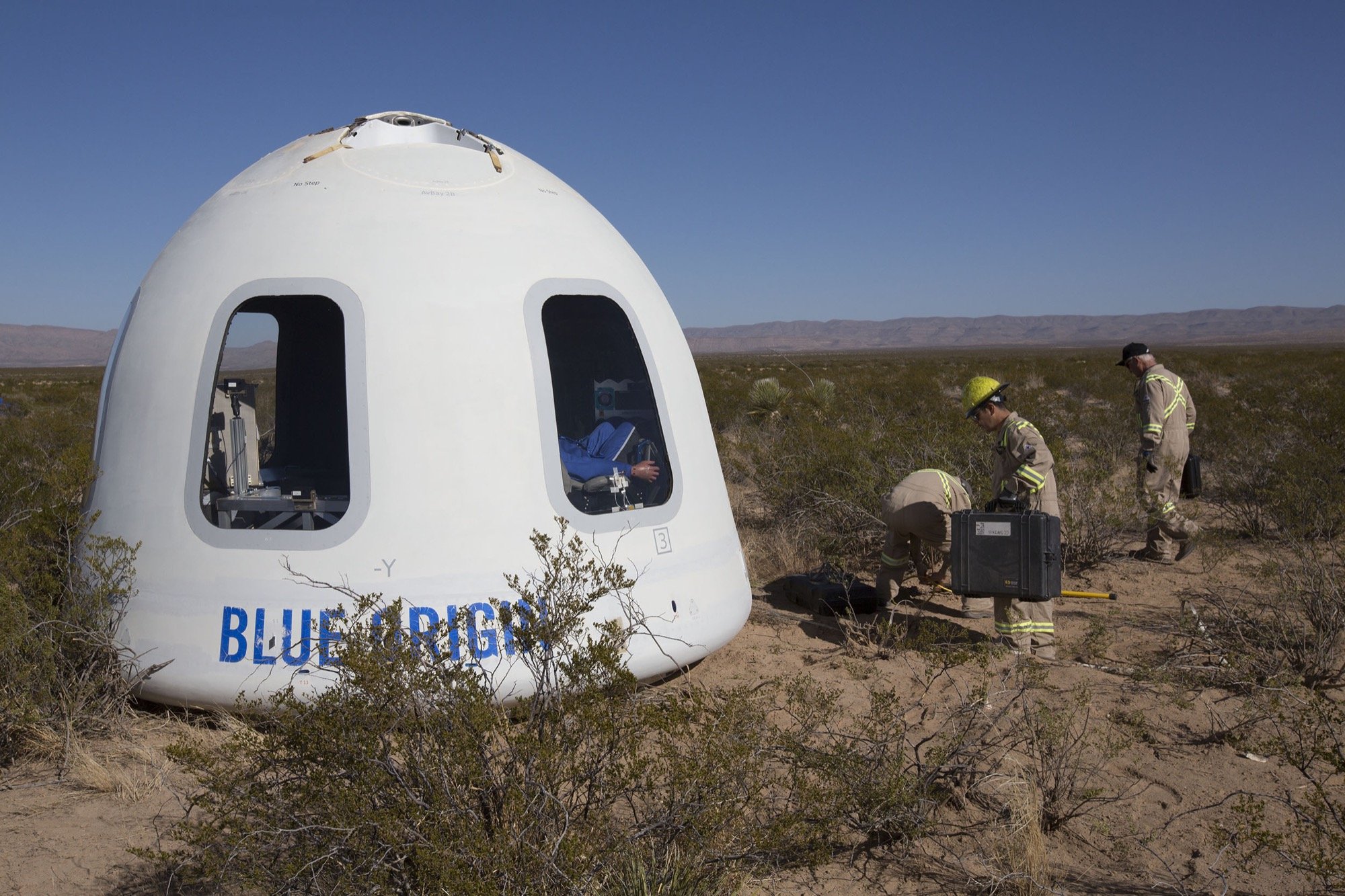 Blue Origin успешно тества космическата си капсула