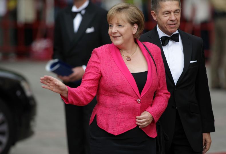 <p><strong>Ангела Меркел </strong></p>

<p>Вероятно е излишно изобщо да обясняваме защо госпожа Меркел за поредна година е номер 1 в списъка с най-влиятелните жени. Ще управлява най-голямата икономика в Европа за 4-ти мандат.</p>