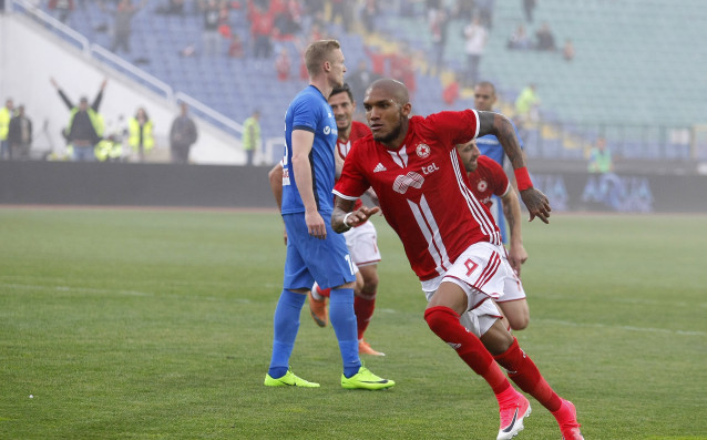 В неделния ден ще се изиграе първото за 2018 година