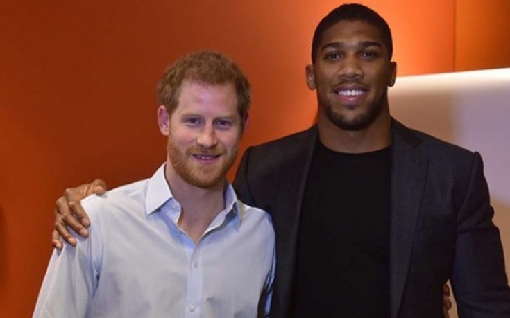 Джошуа иска да става политик?!