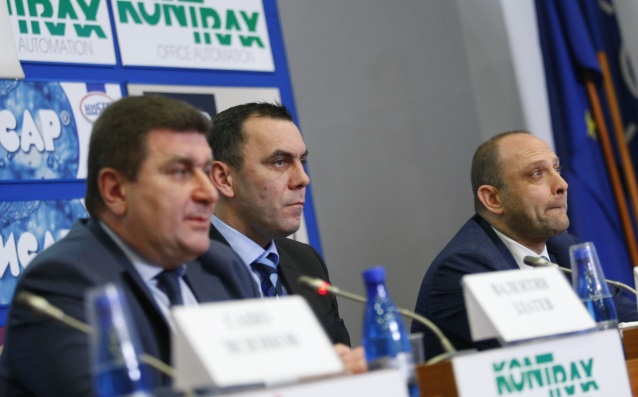 На специална пресконференция шефът на Лукойл Валентин Златев коментира новия