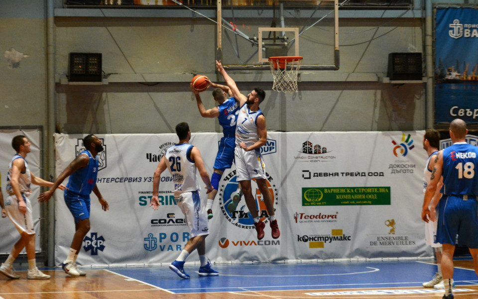 Левски - Балкан и Рилски - Академик Пд са полуфиналите за мъжката баскетболна Купа