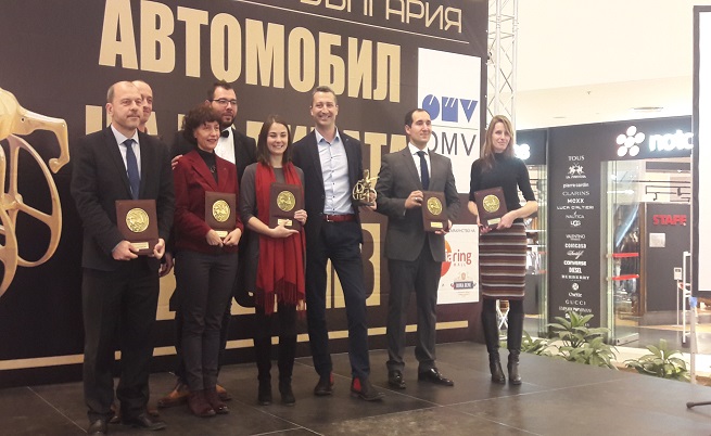  Усмивки и награди за призьорите на церемонията, която се организира с общителното домакинство на Ринг Мол и новия ресторант Roma Bene. 