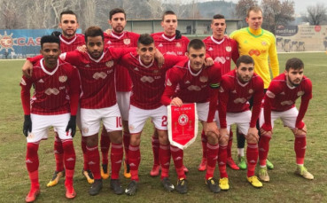 ЦСКА се справи с Вихрен при старта на контролите