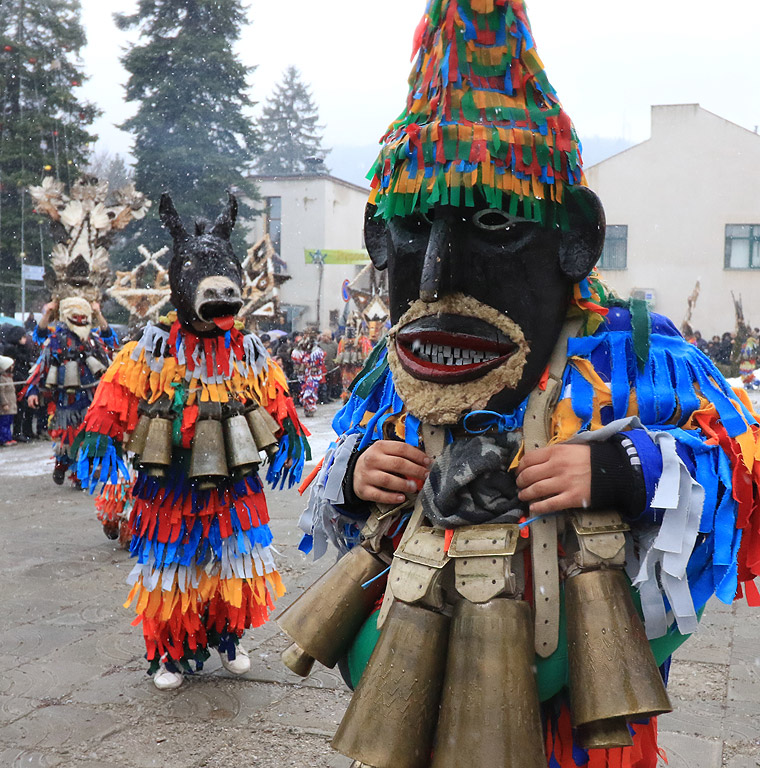 Фестивал на Кукерските и маскарадни игри в Брезник