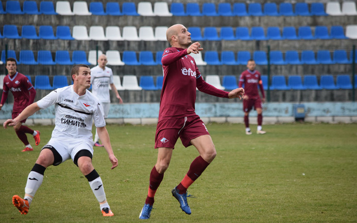 Септември почна годината с категорична победа над Симитли