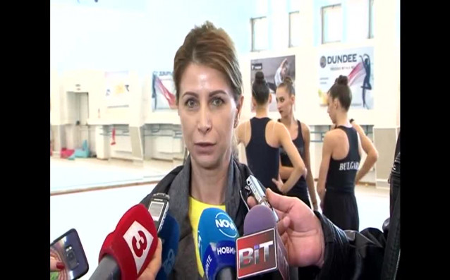 Старши треньорът на националния ансамбъл жени по художествена гимнастика Весела Димитрова