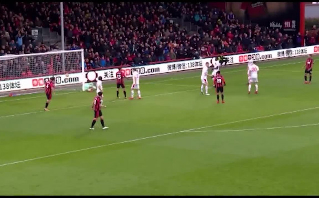 Борнемут записа трета победа в последните си 4 шампионатни мача