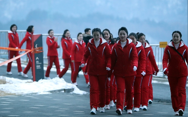 Спортистите от Корейската народнодемократична република КНДР отказаха предложените им безплатни