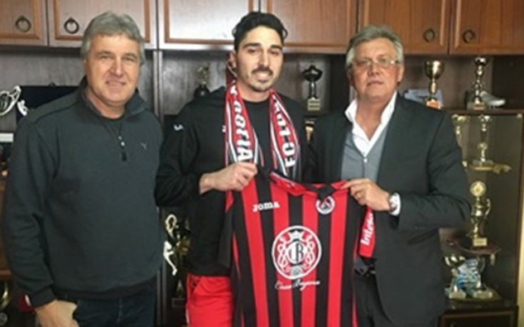 Локо Сф освободи БГ-Роналдо, спешно привлече Костас Манолас