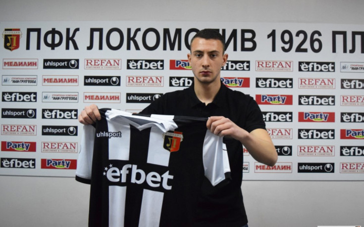 Синът на Ванко 1 подписа професионален договор в Локо Пд