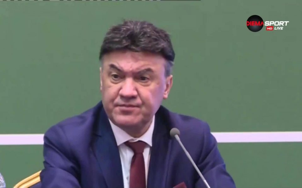 Борислав Михайлов, който подаде оставка, обяви, че скоро няма да