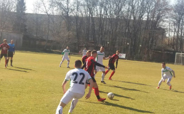 Двуцифрен брой голове в мач на Локо Сф