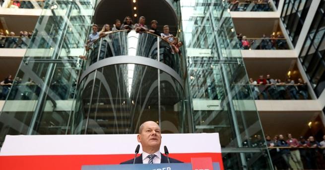 Членовете на Германската социалдемократическа партия ГСДП одобриха с голямо мнозинство