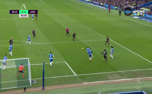 Арсенал се върна в двубоя след като в 43 ата