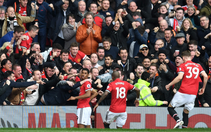 Полувреме по учебник стигна на Ман Юн, Ливърпул свърши батериите