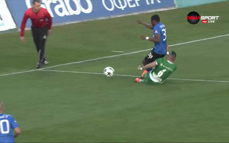 Спестиха ли дузпа за Черно море срещу Лудогорец?