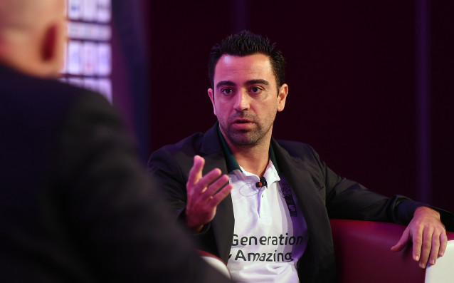 Бившият капитан на Барселона Шави Ернандес ще продължи своята активна