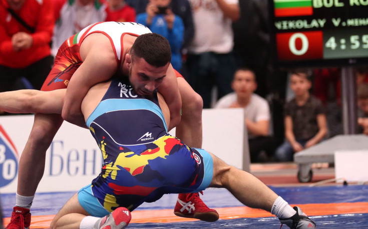 Трима наши борци ще атакуават бронзовите медали на Европейското