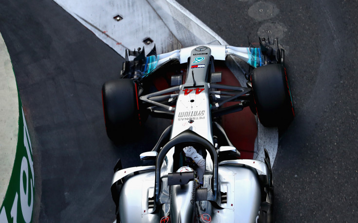 Равносметката: Мерцедес с цяла секунда регрес в Баку