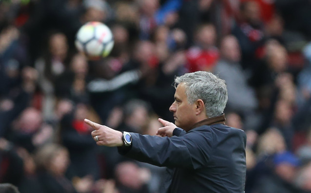 Мениджърът на Манчестър Юнайте Жозе Моуриньо препоръча специалист който да