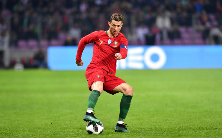 CR7 оглавява списъка на Португалия, Сантош не повика нито един от Барса