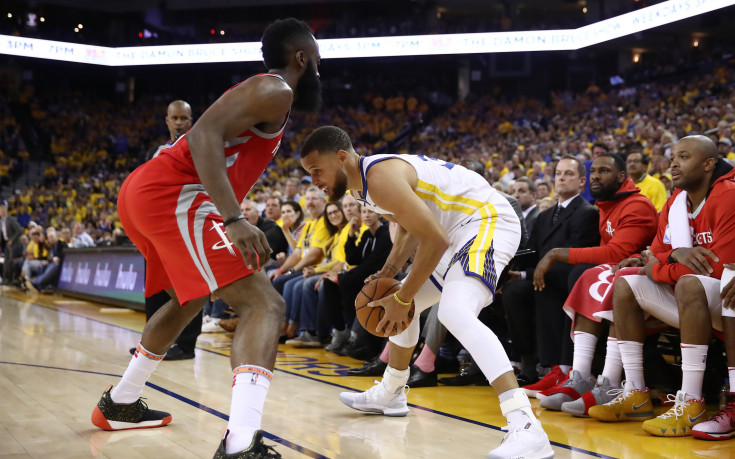 Голдън Стейт поведе на Хюстън в полуфиналната серия