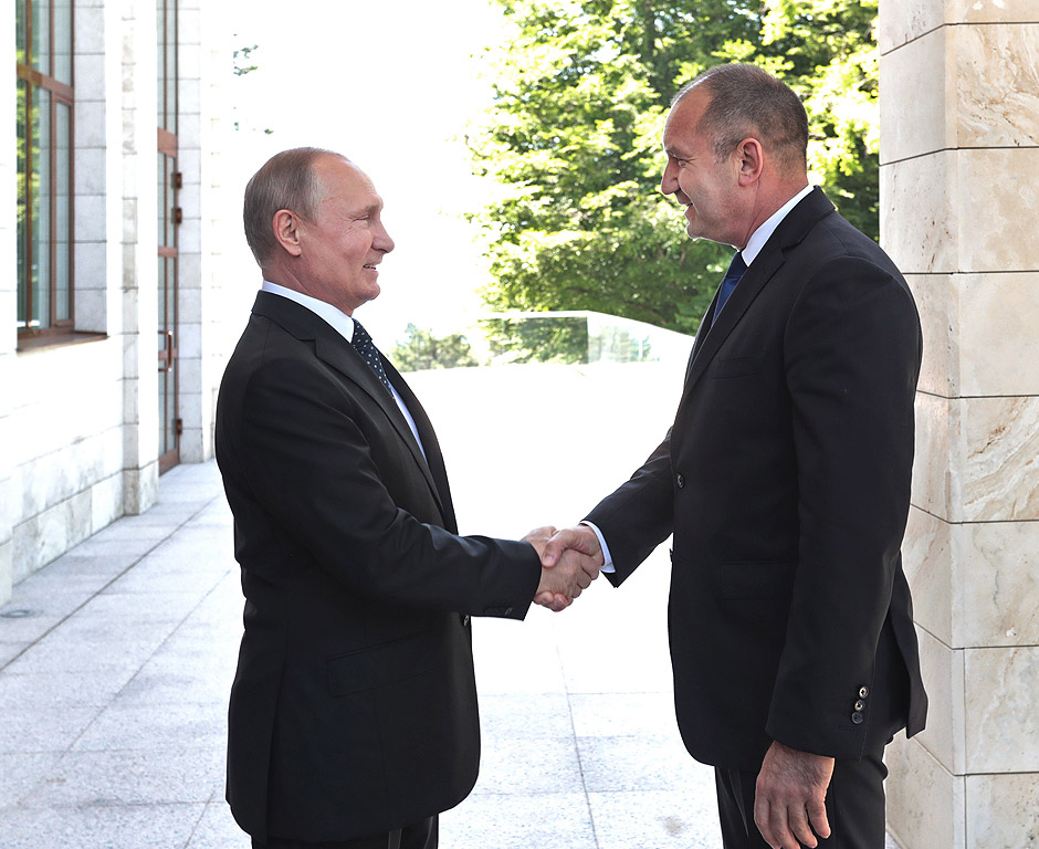 Срещата на президента на България Румен Радев с президента на Руската федерация Владимир Путин в Сочи. В началото на разговорите Радев поздрави Путин за встъпването му в длъжност и заяви, че целта на неговата визита е възстановяване на диалога между двете страни.