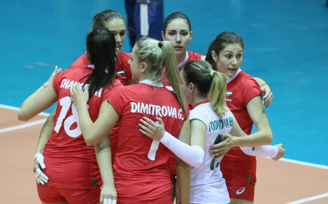 Женският национален отбор на България по волейбол постигна трета поредна