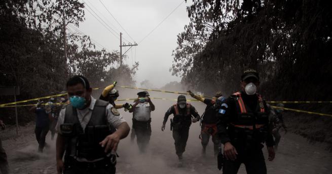 65 са вече жертвите на изригването на вулкана Фуего в