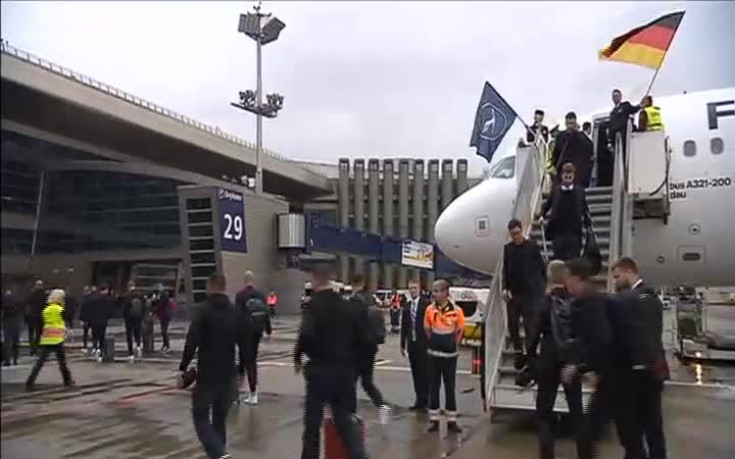 Световният шампион вече е в Русия, за да брани трофея