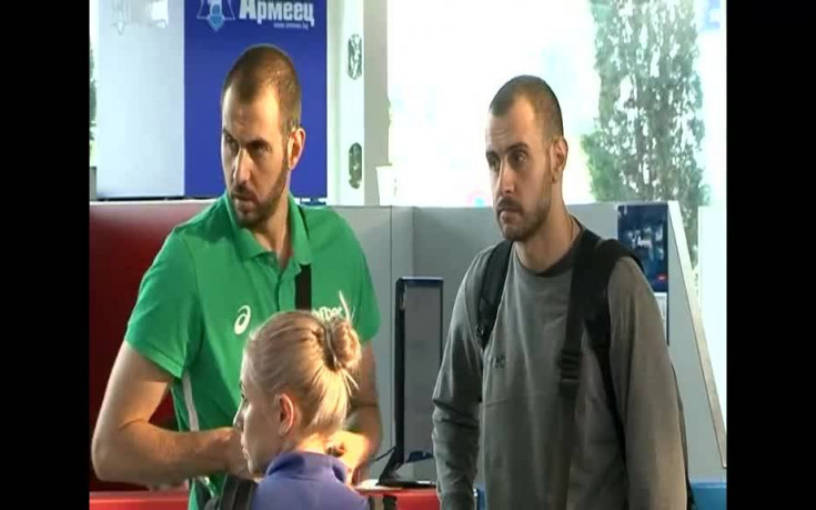 Волейболистите се прибраха и веднага тръгнаха за Варна