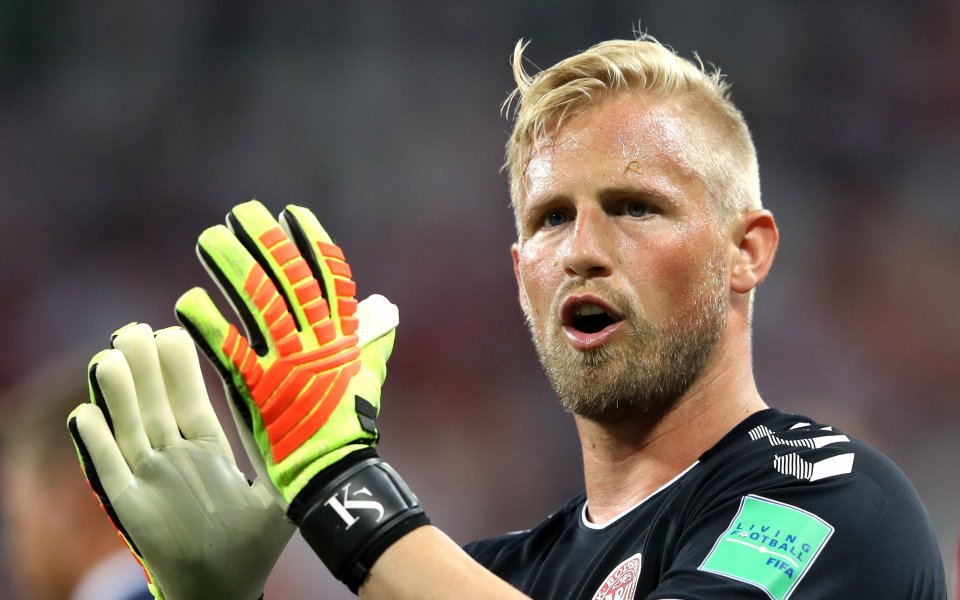 Вратарят на английския елитен Лестър Каспер Шмайхел беше избран за