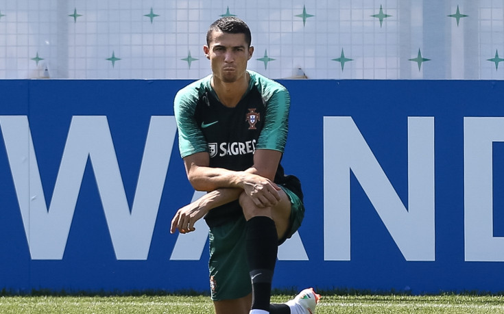 ММА боец и бивш десантчик пазят Кристиано в Русия