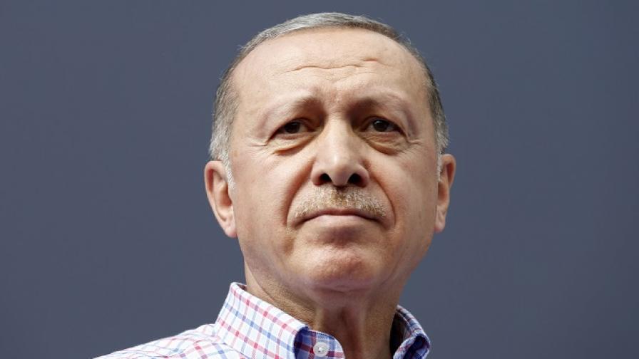 Ердоган: САЩ искат да забият нож "в гърба“ на Анкара